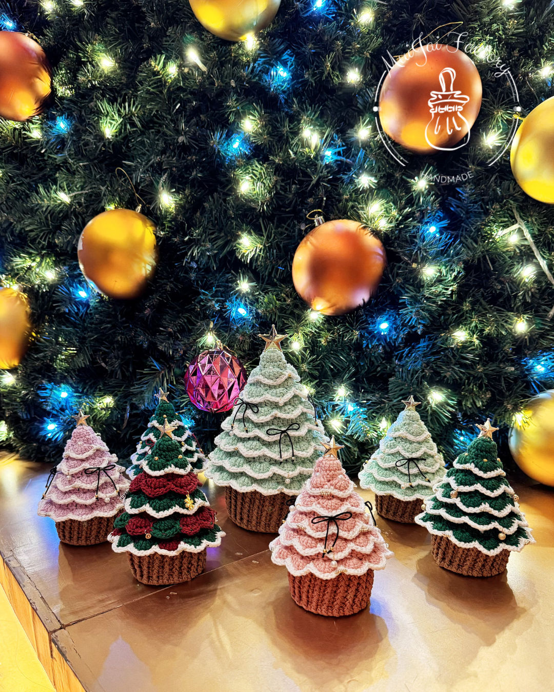 𝒞𝒽𝓇𝒾𝓈𝓉𝓂𝒶𝓈 𝒯𝓇𝑒𝑒 𝒞𝒶𝓃𝒹𝓎 𝐵𝑜𝓍🎄 (L size)