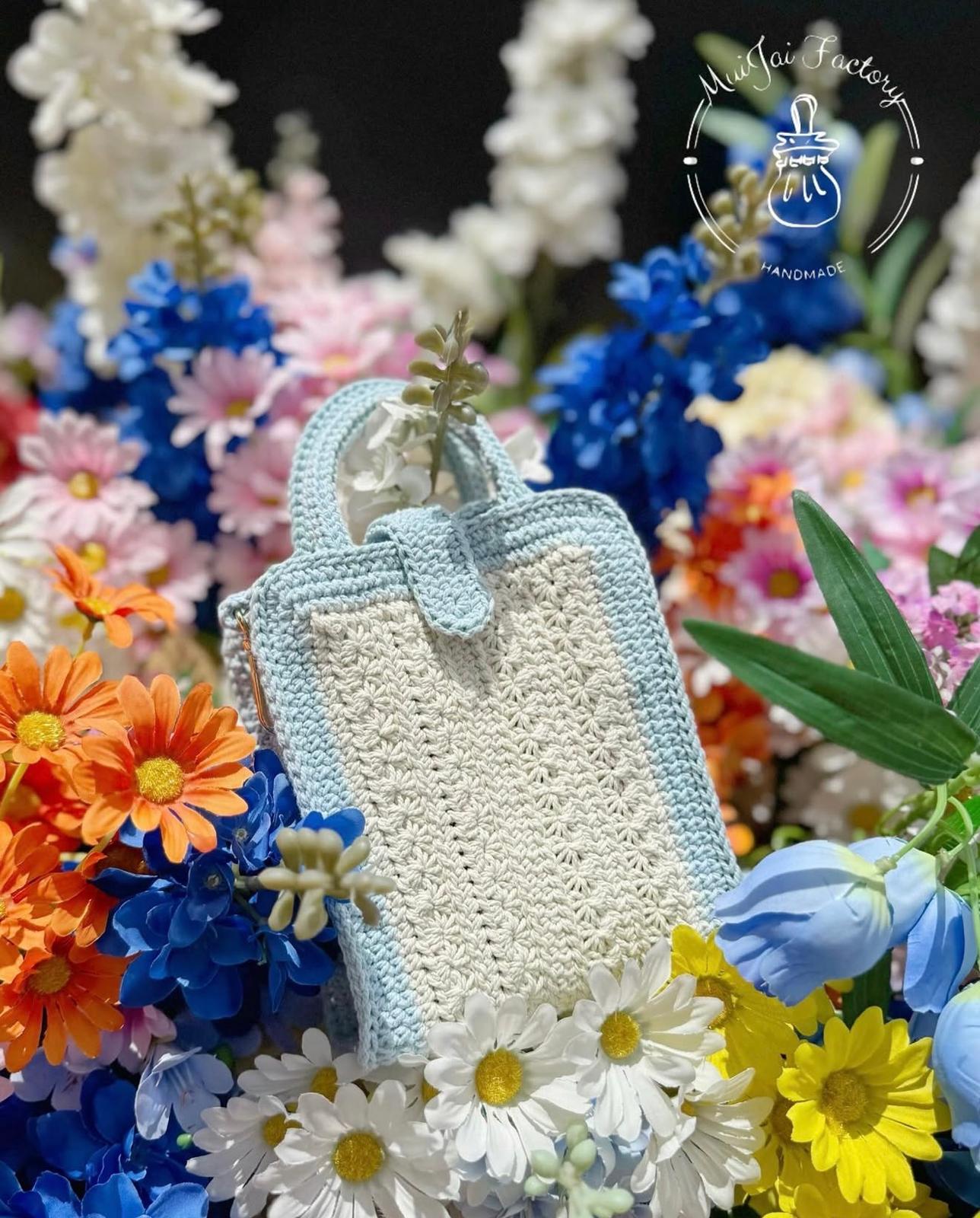 M007: ☘︎ 𝒯𝒽𝑒 𝒟𝒶𝒾𝓈𝓎 ℱ𝒶𝒾𝓇𝓎 ℳ𝒾𝓃𝒾 ℋ𝒶𝓃𝒹𝒷𝒶𝑔 ☘︎