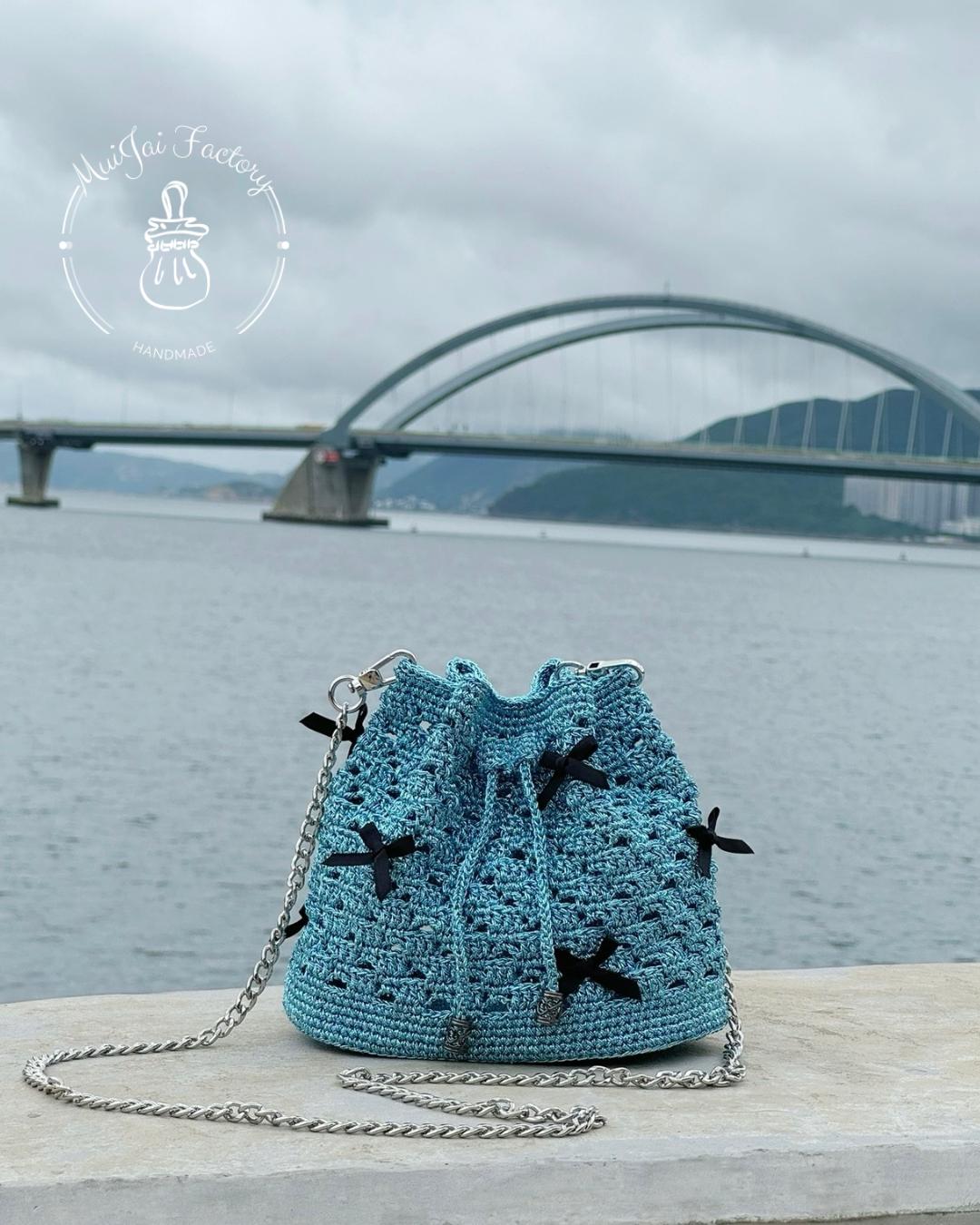 M008-L:  ✧ 𝒮𝓅𝒶𝓇𝓀𝓁𝒾𝓃𝑔 ℛ𝒾𝒷𝒷𝑜𝓃𝓈 ℬ𝓊𝒸𝓀𝑒𝓉 ℬ𝒶𝑔 ✧