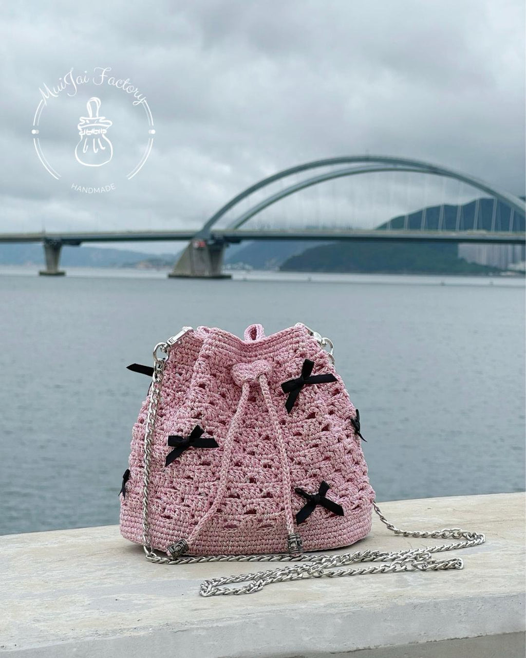 M008-S:  ✧ 𝒮𝓅𝒶𝓇𝓀𝓁𝒾𝓃𝑔 ℛ𝒾𝒷𝒷𝑜𝓃𝓈 ℬ𝓊𝒸𝓀𝑒𝓉 ℬ𝒶𝑔 ✧