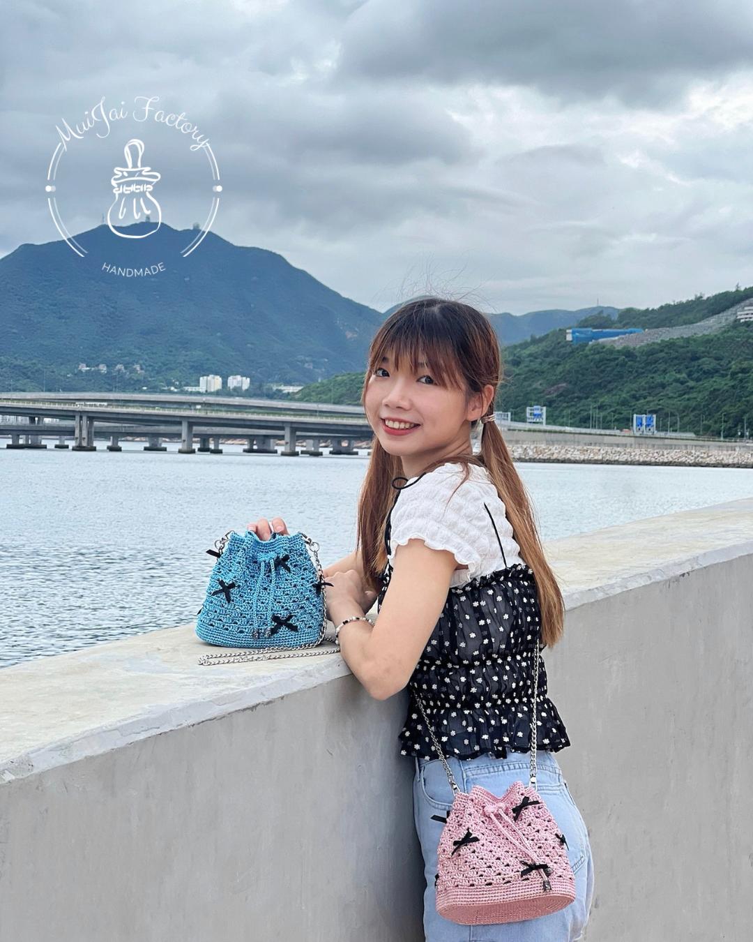 M008-S:  ✧ 𝒮𝓅𝒶𝓇𝓀𝓁𝒾𝓃𝑔 ℛ𝒾𝒷𝒷𝑜𝓃𝓈 ℬ𝓊𝒸𝓀𝑒𝓉 ℬ𝒶𝑔 ✧