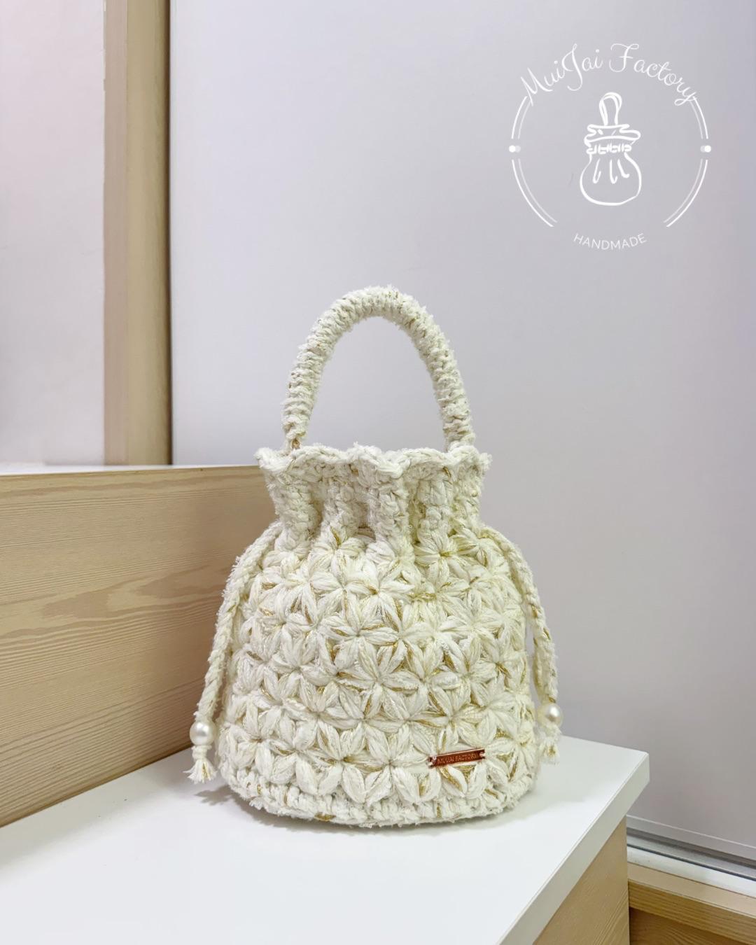 M010-  ❀ 𝓢𝓪𝓴𝓾𝓻𝓪 𝓑𝓵𝓸𝓸𝓶 𝓑𝓾𝓬𝓴𝓮𝓽 𝓑𝓪𝓰 ❀