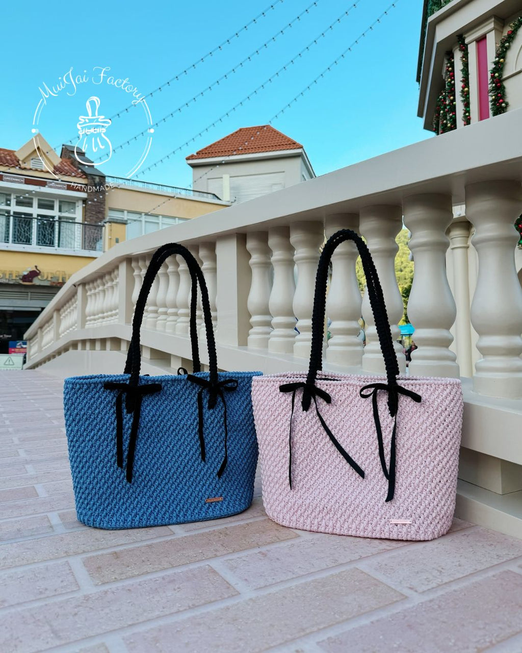 M009-L: ♔ 𝙏𝙝𝙚 𝙉𝙪𝙩𝙘𝙧𝙖𝙘𝙠𝙚𝙧 𝙍𝙞𝙗𝙗𝙤𝙣𝙨 𝘽𝙖𝙜 ♔